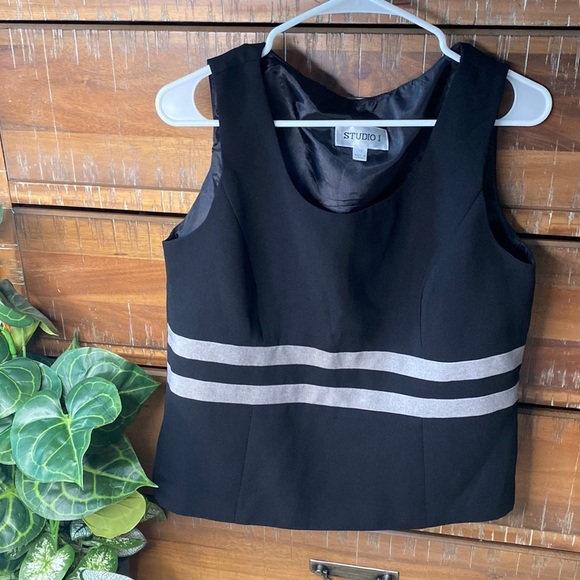 Sleeveless Black Blouse Size L - Picture 1 of 9